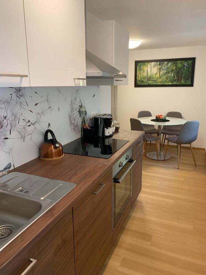 Apartmaji Pr' Nas Lasko Exterior photo